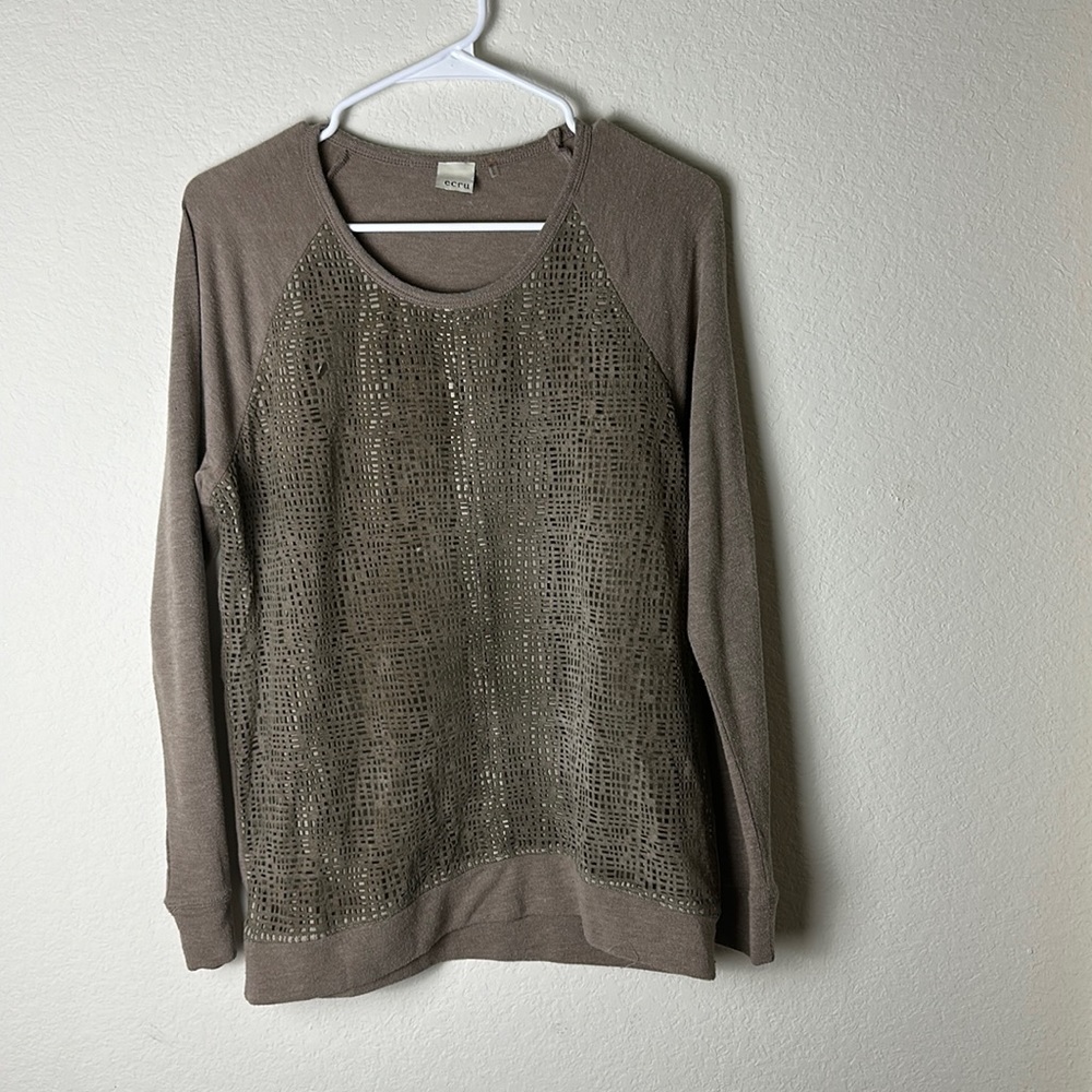 Ecru Long Sleeve Textured Top Size Large - image 1
